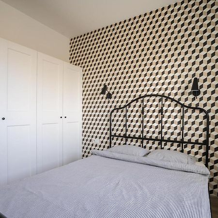 Bizapartments - Modern Flats With Parking Warsaw Exterior photo