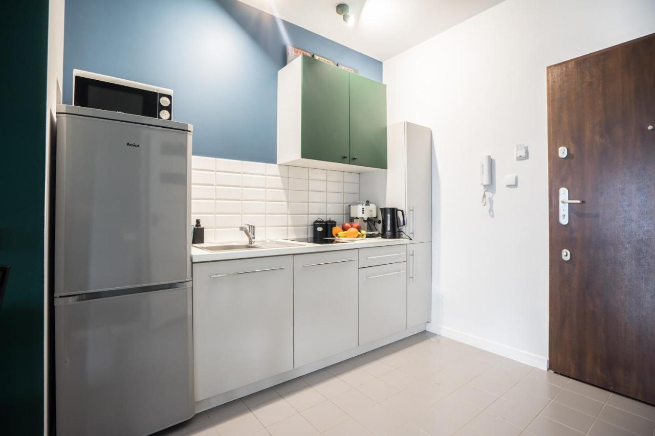 Bizapartments - Modern Flats With Parking Warsaw Exterior photo